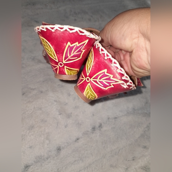 Elite red slight wedge sandals size 10 - Picture 3 of 11